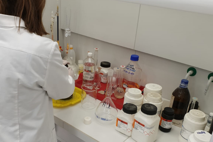 Określenie barwników, FRAP i polifenoli